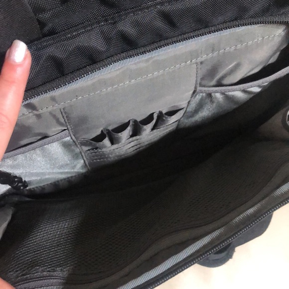 Dell Laptop Carry Case - Picture 7 of 9